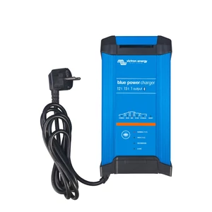 Victron Energy Blue Smart IP22 12V 15A akkumulátortöltő